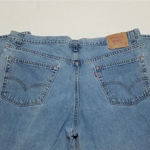 VINTAGE Levi's 550 Relaxed Tapered High Rise Jeans - Picture 9 of 12